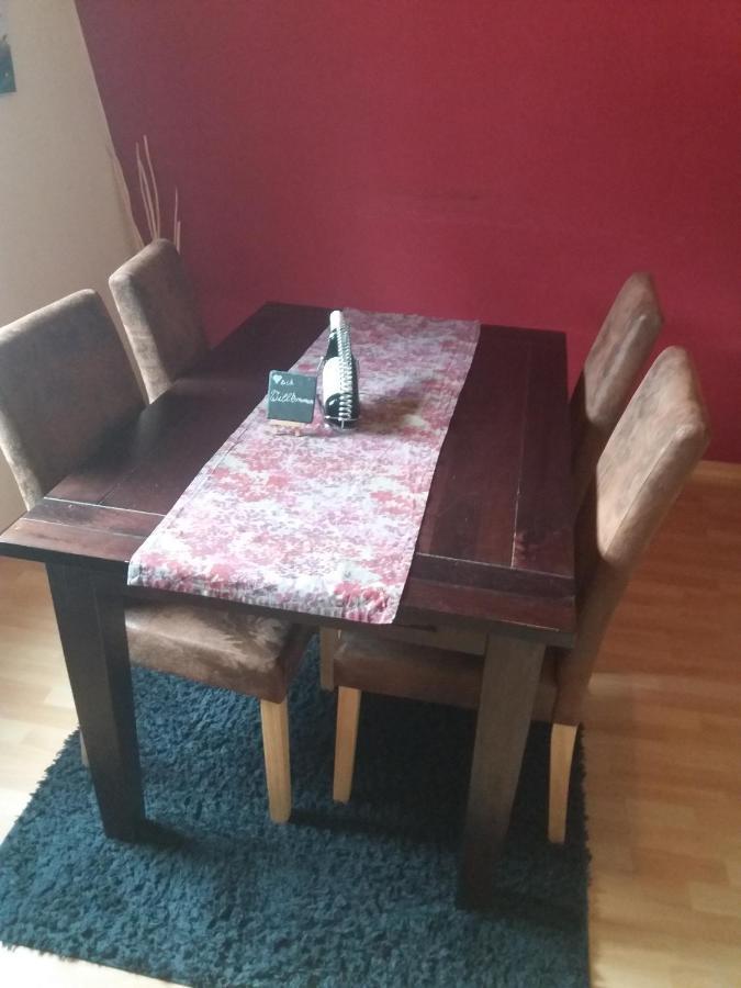 Weingut Matthias Dauns Apartment Reil Bagian luar foto