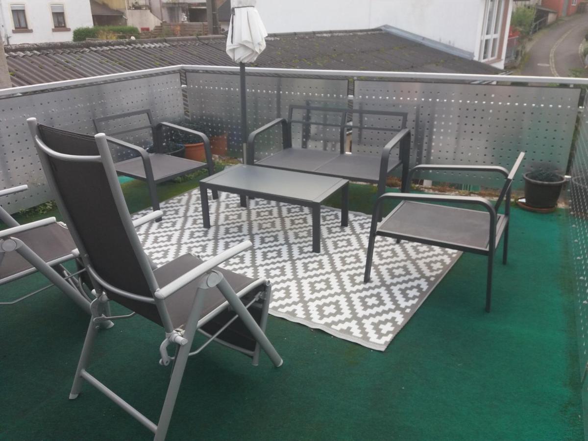 Weingut Matthias Dauns Apartment Reil Bagian luar foto
