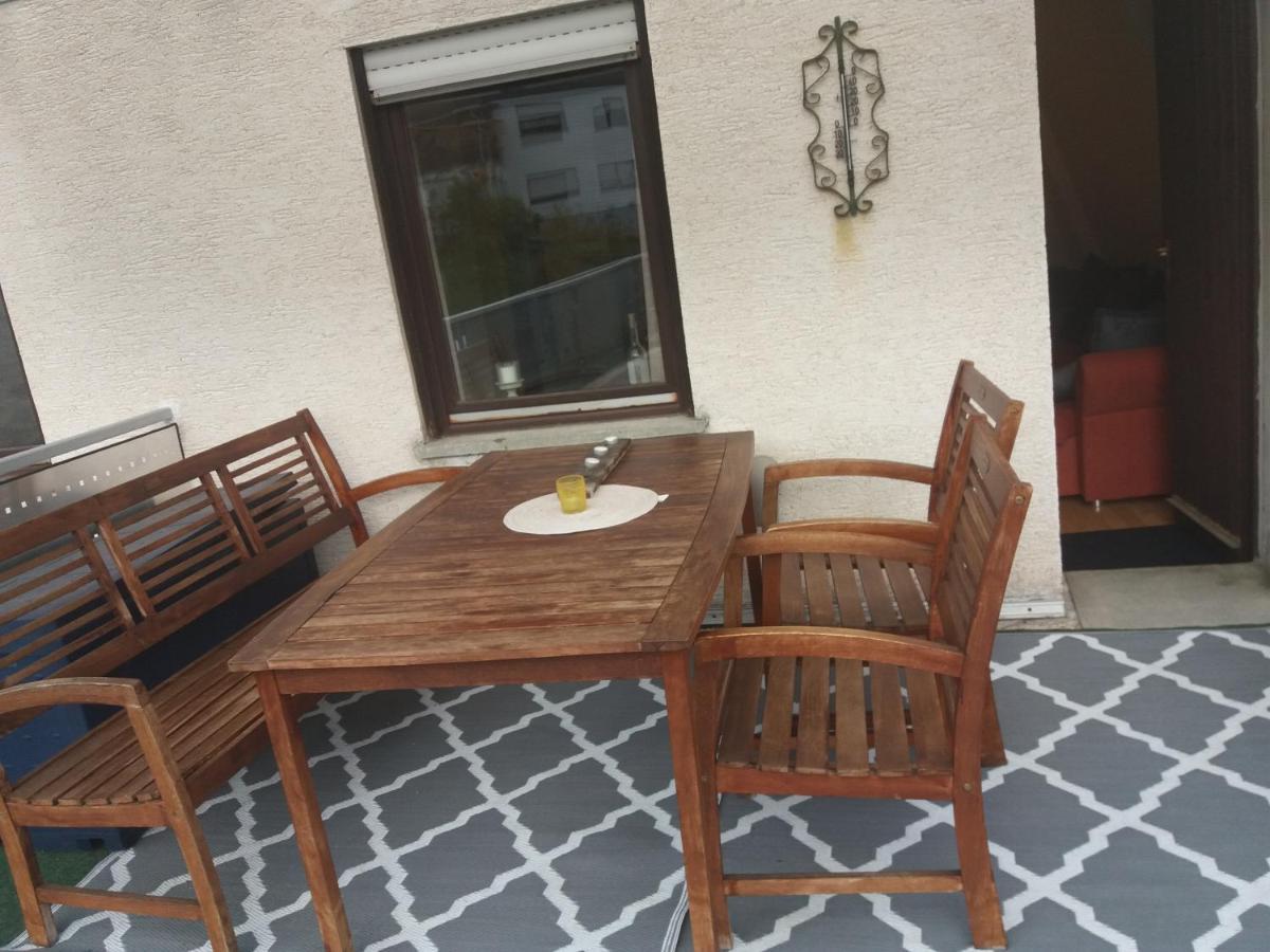 Weingut Matthias Dauns Apartment Reil Bagian luar foto